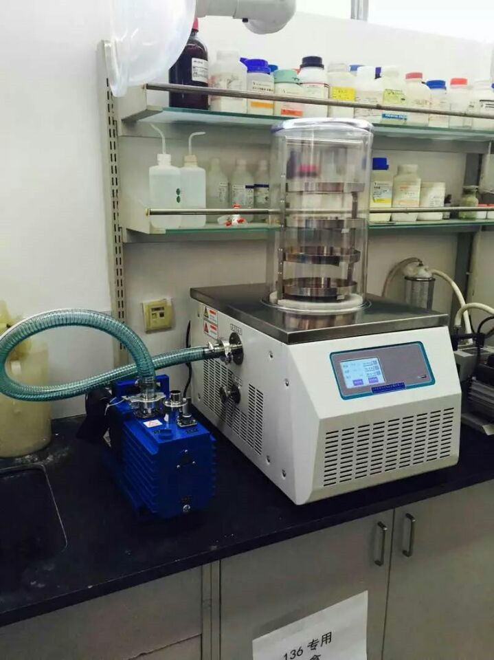 真空冷冻干燥机图片